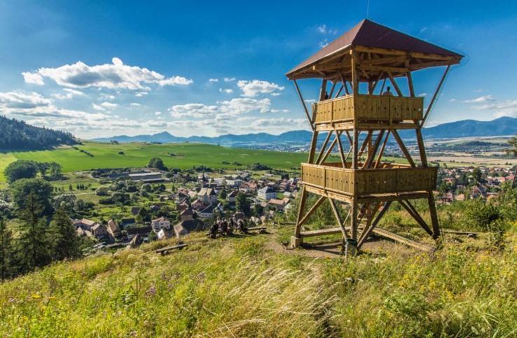شقة Domcek Pod Vezami S Virivkou A Grilom, Pri Termalnom Kupalisku Liptovský Ján المظهر الخارجي الصورة